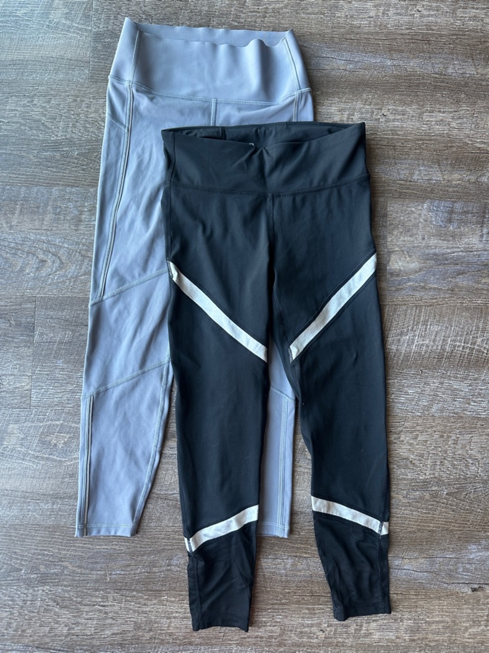 GAP Women's Black and Light Gray Leggings Duo